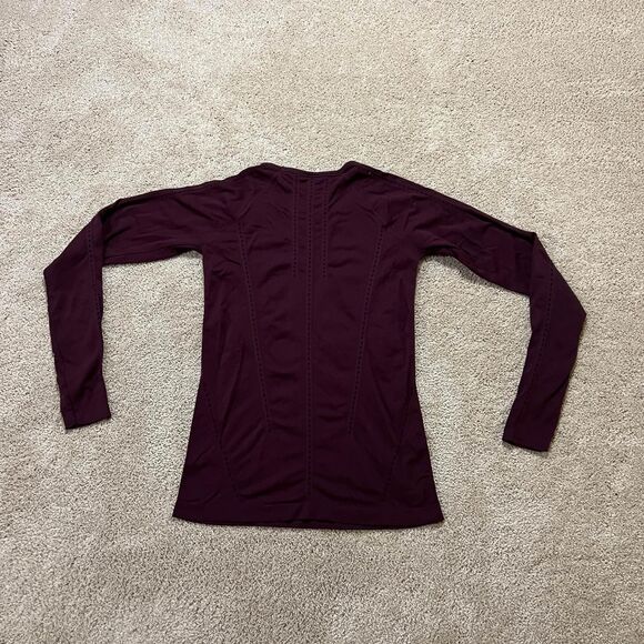 Women’s XS Athleta Long Sleeve Shirt - Picture 2 of 7